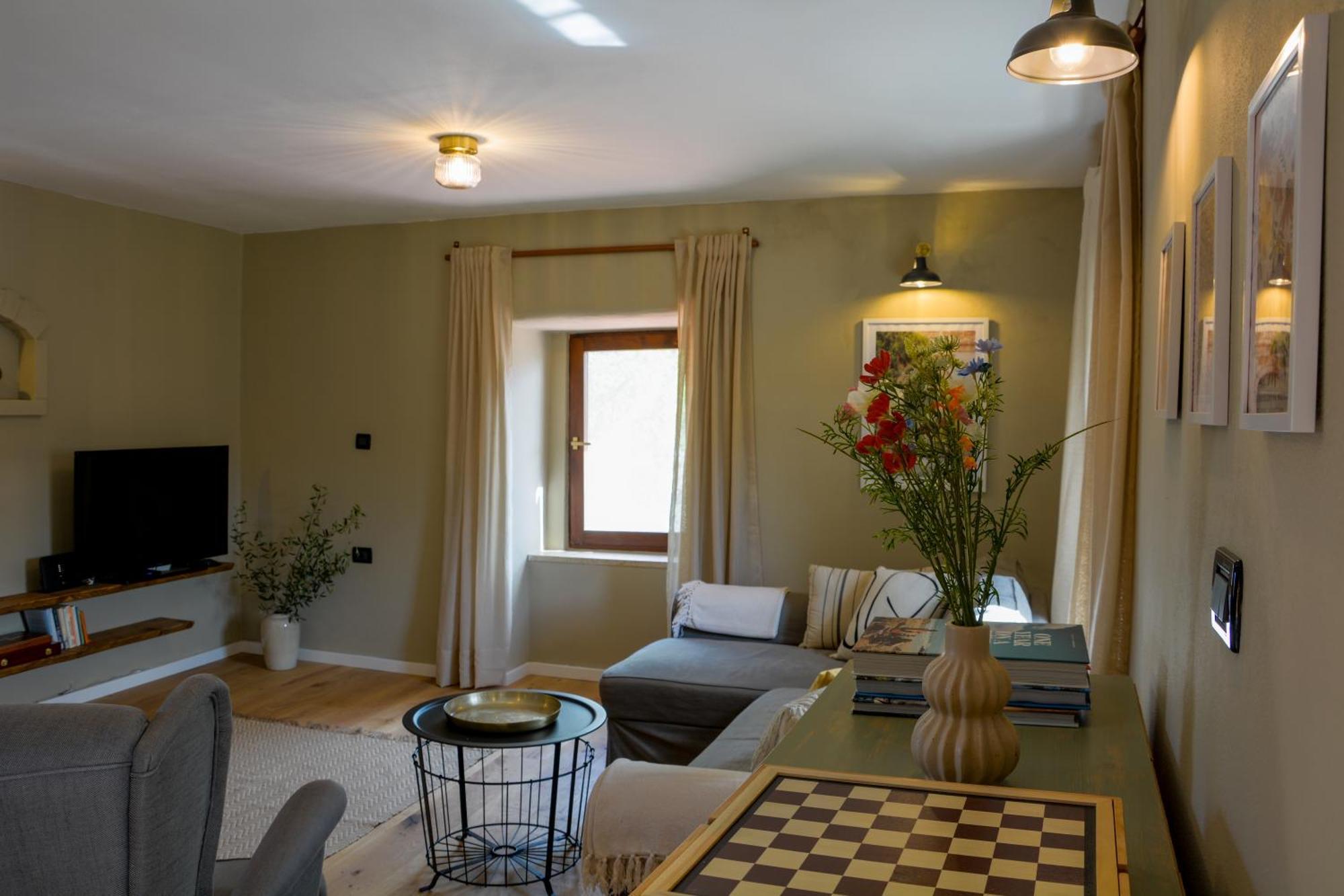 Villa Cosy Getaway à Gostinjac Extérieur photo